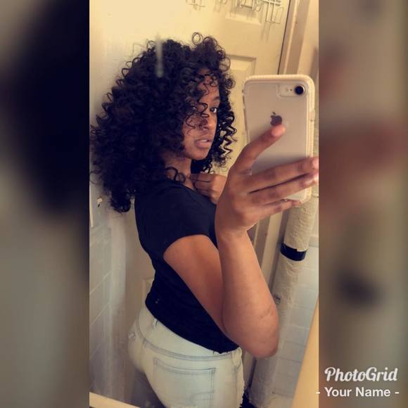 Meet your Posher, Geralynn - Picture 1 of 1